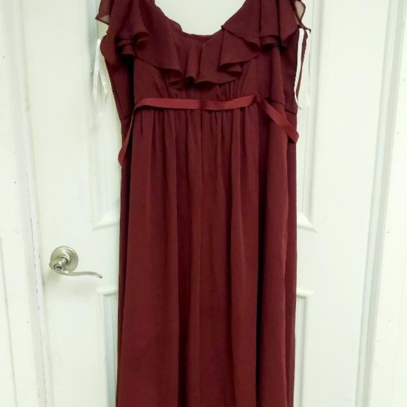 NWT Gorgeous David's Bridal Dress Size 20 - Picture 4 of 14